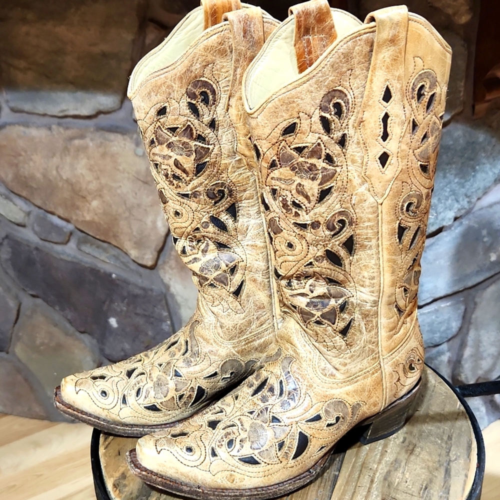 Antique Saddle Brushed Laser Boots - Picture 5 of 5